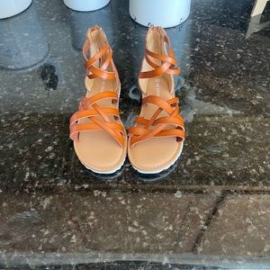 Size 13 girls brown sandals.